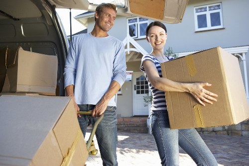 Careful packing and transport of office furniture and equipment